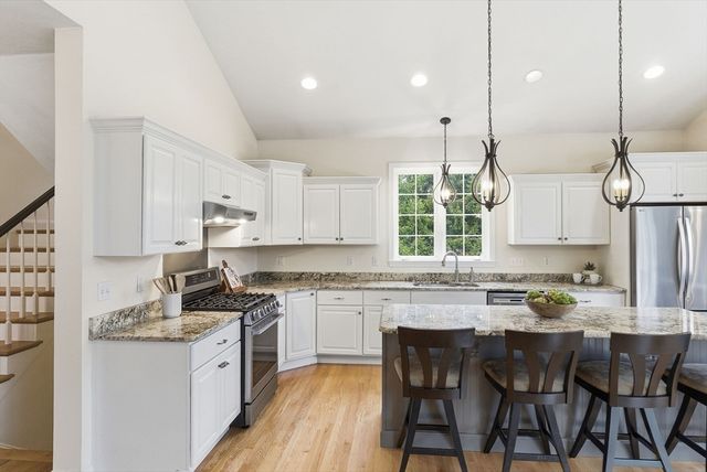 34 Magnolia Lane, Grafton, MA 01536