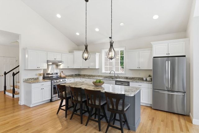 34 Magnolia Lane, Grafton, MA 01536