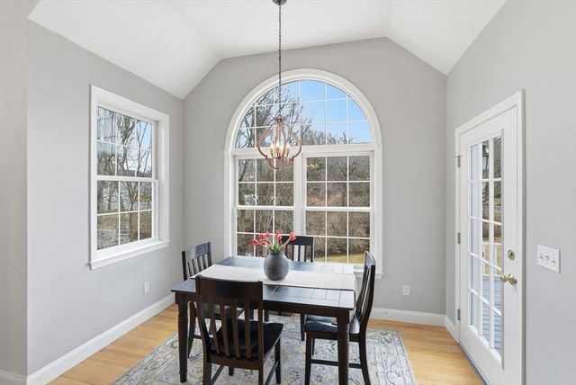 34 Magnolia Lane, Grafton, MA 01536