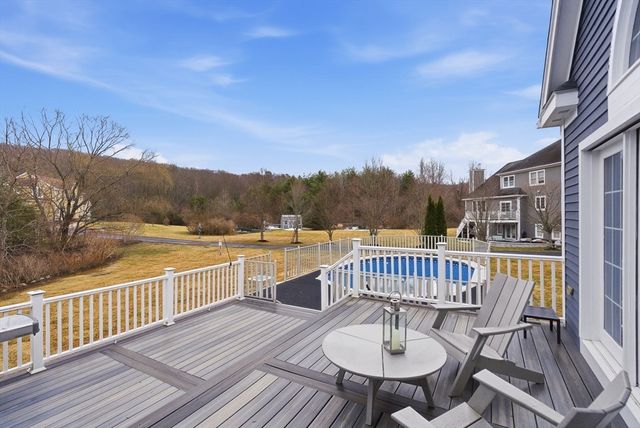 34 Magnolia Lane, Grafton, MA 01536