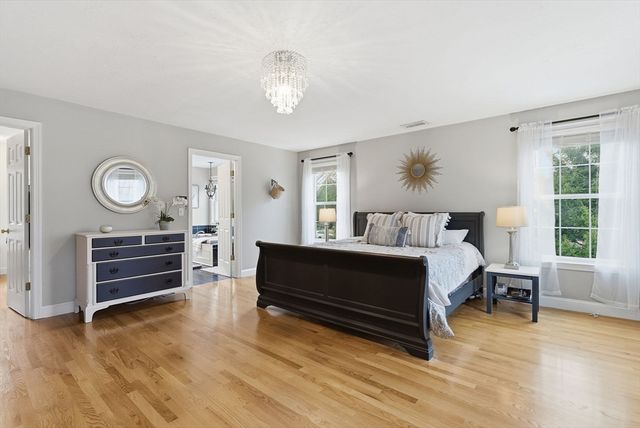 34 Magnolia Lane, Grafton, MA 01536