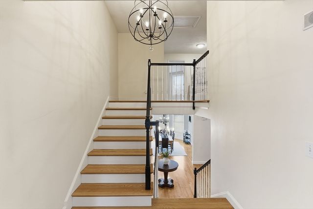 34 Magnolia Lane, Grafton, MA 01536