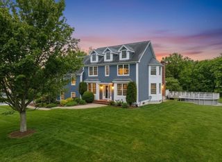 34 Magnolia Lane, Grafton, MA 01536