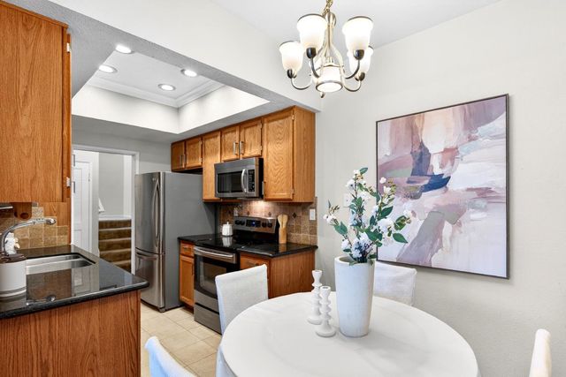 22330 Homestead Road 214, Cupertino, CA 95014