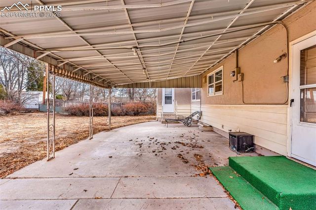 1512 Saratoga Road, Pueblo, CO 81001