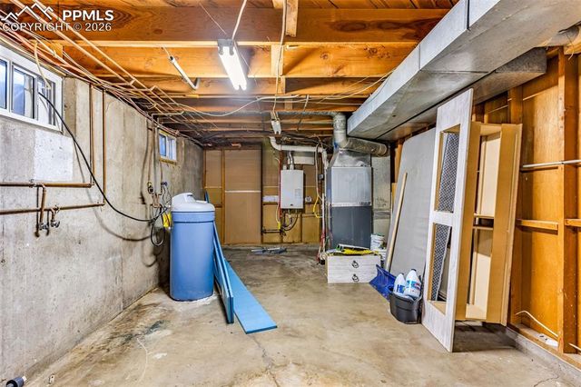 1512 Saratoga Road, Pueblo, CO 81001