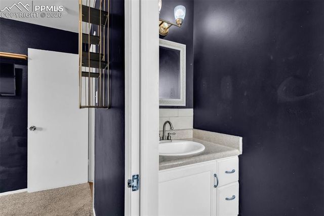 1512 Saratoga Road, Pueblo, CO 81001