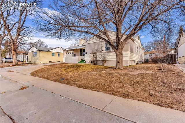 1512 Saratoga Road, Pueblo, CO 81001