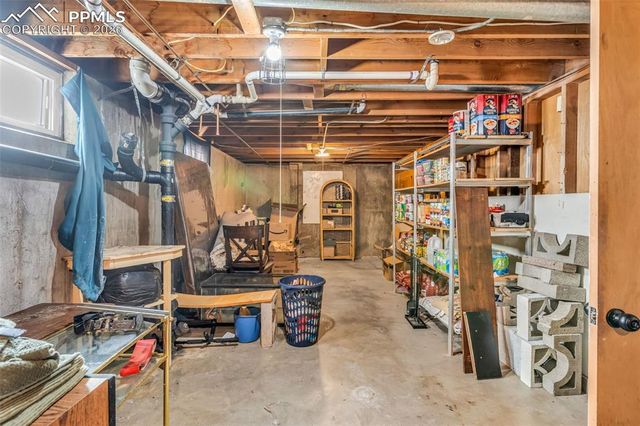 1512 Saratoga Road, Pueblo, CO 81001