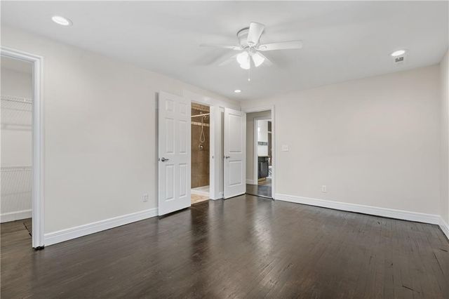 5820 NE 61st Street, Kansas City, MO 64119