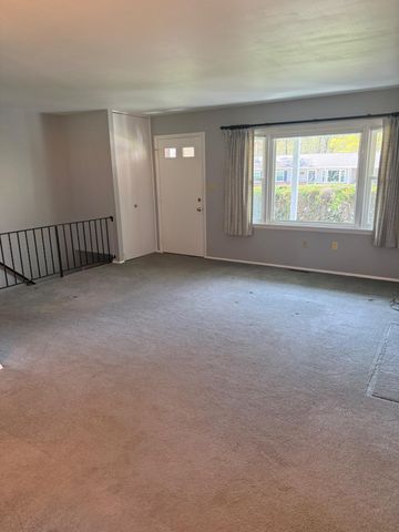 12141 SUFFOLK TER, Gaithersburg, MD 20878