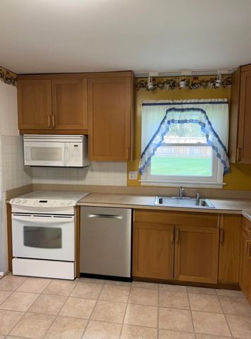 12141 SUFFOLK TER, Gaithersburg, MD 20878