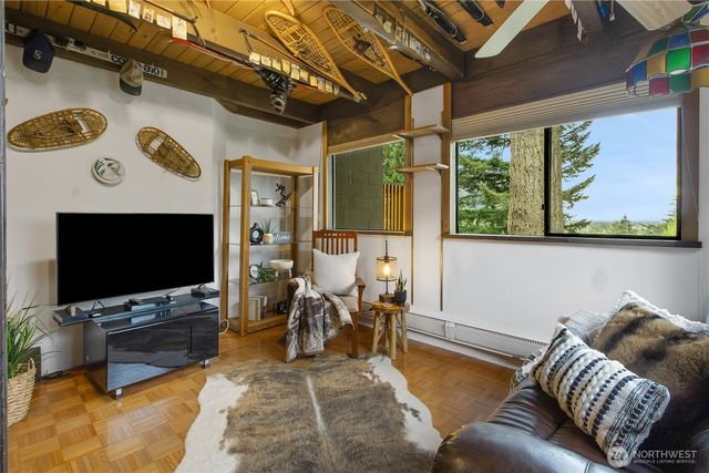 46430 287th Place SE, Enumclaw, WA 98022