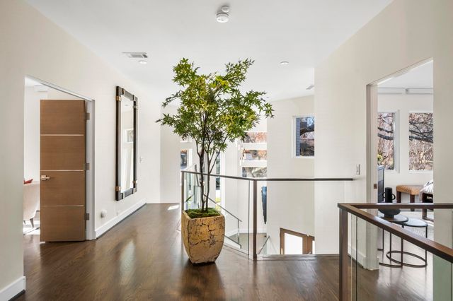 7119 Shook Avenue, Dallas, TX 75214