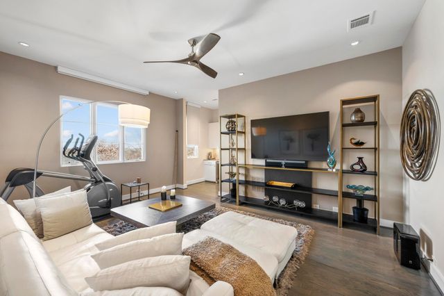 7119 Shook Avenue, Dallas, TX 75214