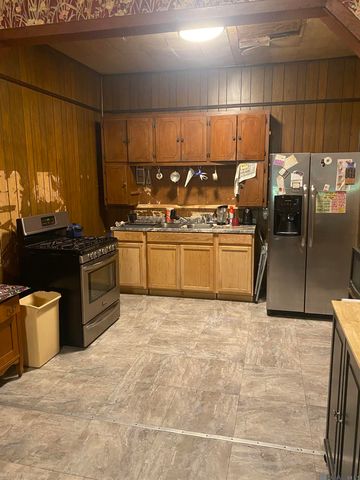 515 W Main St, Gonzales, LA 70737