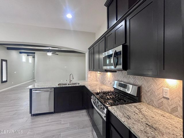15152 IMAGINE Drive, El Paso, TX 79938