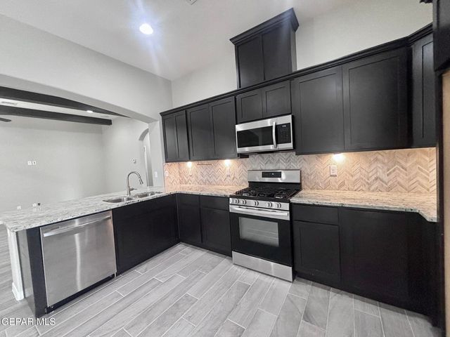 15152 IMAGINE Drive, El Paso, TX 79938