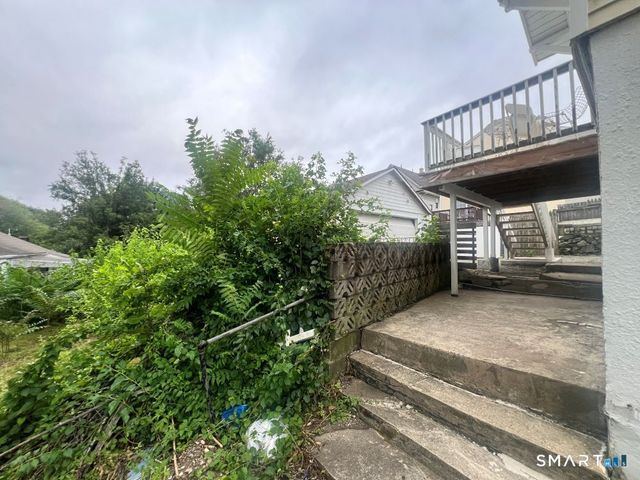 150 Wessels Avenue, Bridgeport, CT 06610