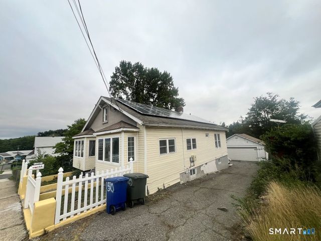 150 Wessels Avenue, Bridgeport, CT 06610