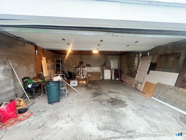 150 Wessels Avenue, Bridgeport, CT 06610