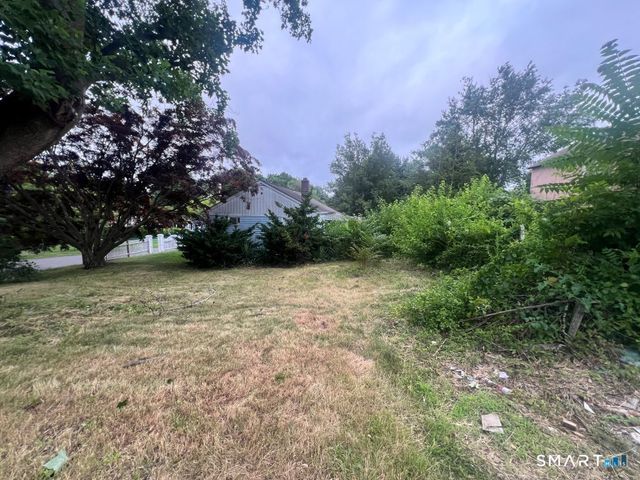 150 Wessels Avenue, Bridgeport, CT 06610