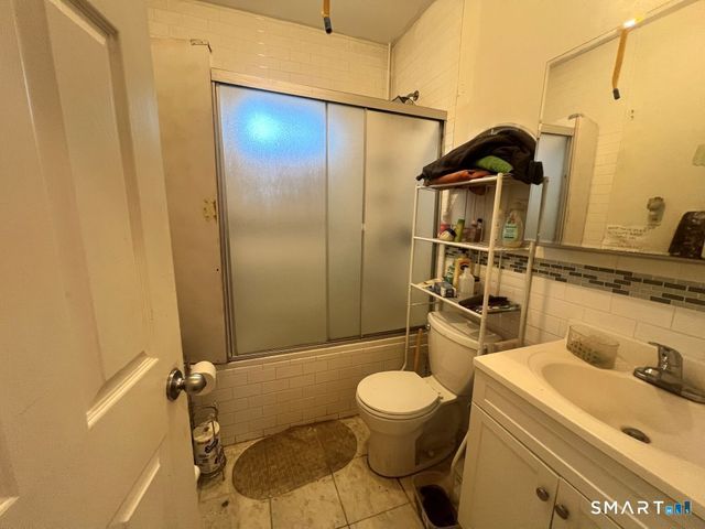 150 Wessels Avenue, Bridgeport, CT 06610