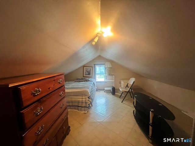 150 Wessels Avenue, Bridgeport, CT 06610