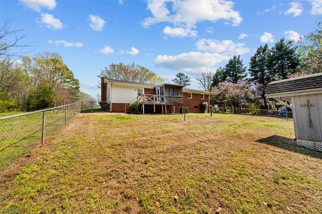 1048 Lindale Drive, Asheboro, NC 27205