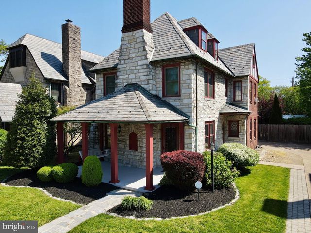 2633 N 2ND ST, Harrisburg, PA 17110