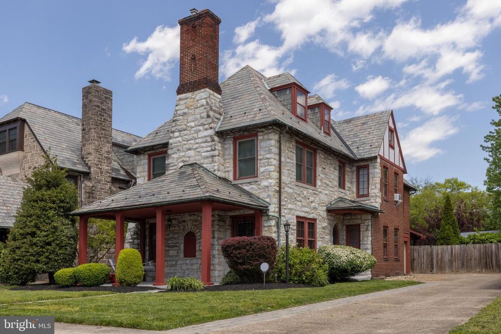 2633 N 2ND ST, Harrisburg, PA 17110