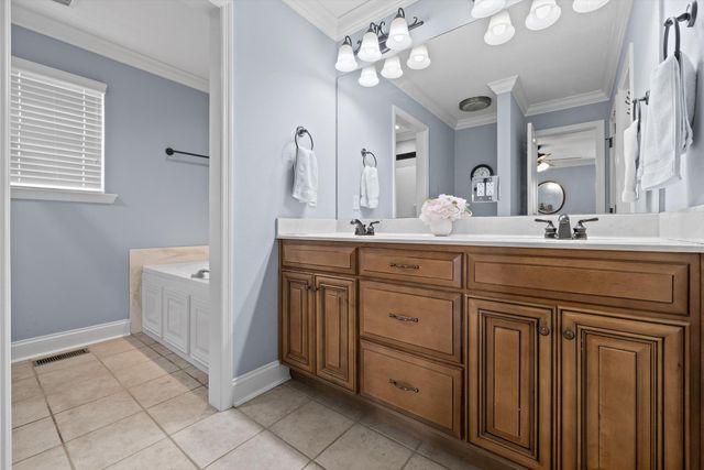 106 Mcclatchy Alley, Chickamauga, GA 30707