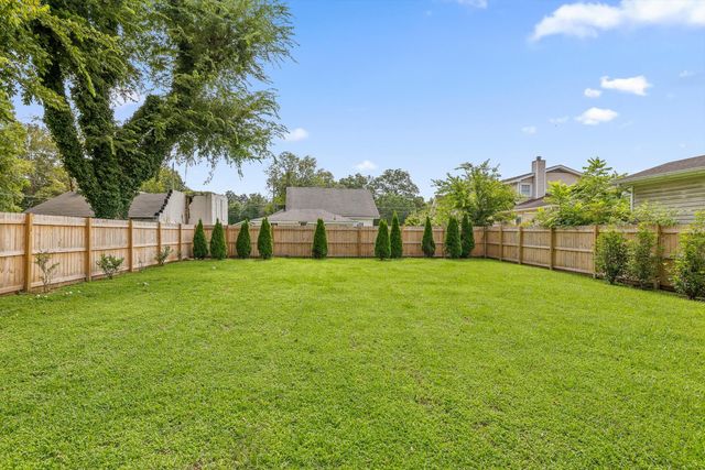 106 Mcclatchy Alley, Chickamauga, GA 30707