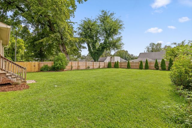 106 Mcclatchy Alley, Chickamauga, GA 30707