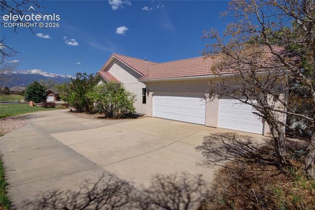 5165 Wild Rose Lane, Colorado Springs, CO 80918