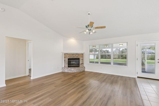 1228 WHIPSTICK Trail, Middleburg, FL 32068