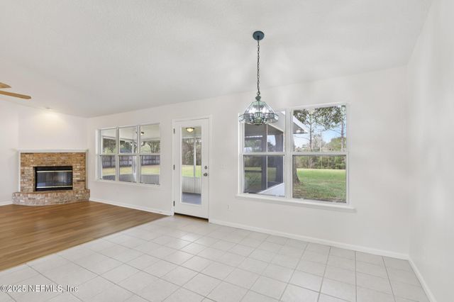 1228 WHIPSTICK Trail, Middleburg, FL 32068