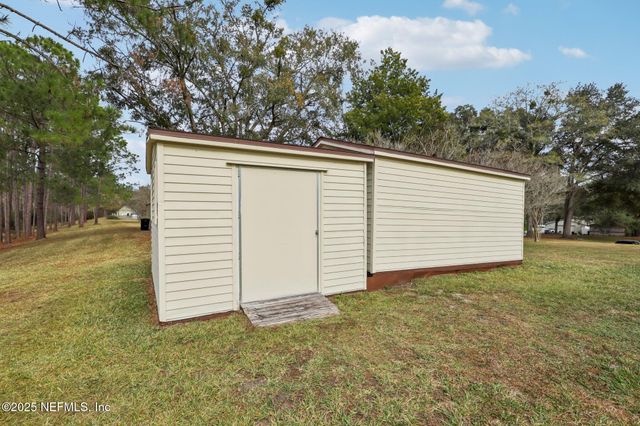 1228 WHIPSTICK Trail, Middleburg, FL 32068