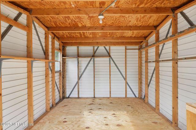 1228 WHIPSTICK Trail, Middleburg, FL 32068