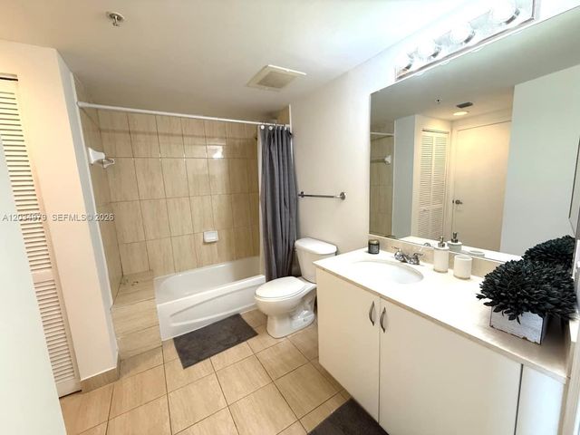 1750 N Bayshore Drive 3010, Miami, FL 33132