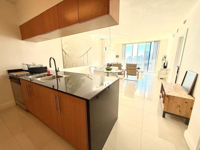 1750 N Bayshore Drive 3010, Miami, FL 33132