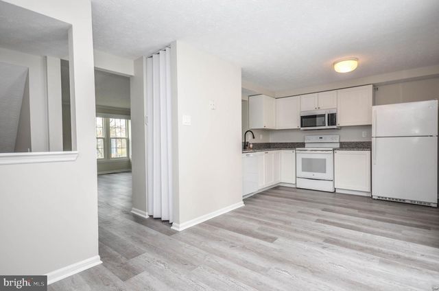 6352 GREEN FIELD RD, Elkridge, MD 21075