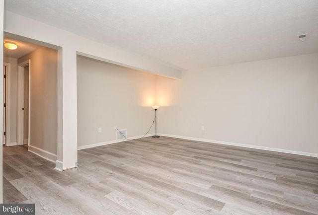 6352 GREEN FIELD RD, Elkridge, MD 21075