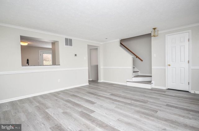 6352 GREEN FIELD RD, Elkridge, MD 21075