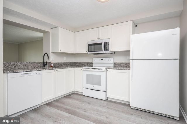 6352 GREEN FIELD RD, Elkridge, MD 21075