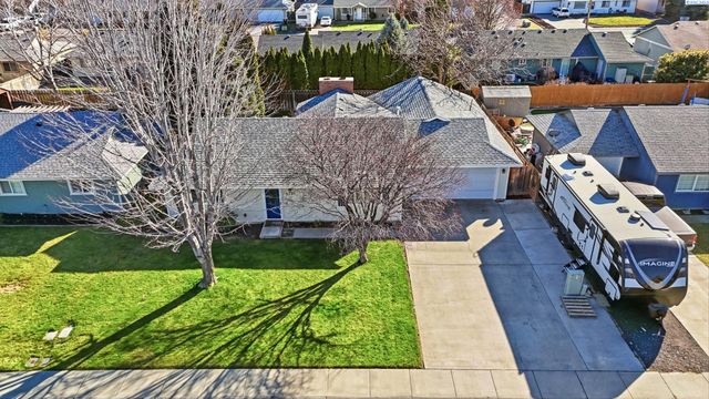 4731 Holly Way, West Richland, WA 99354
