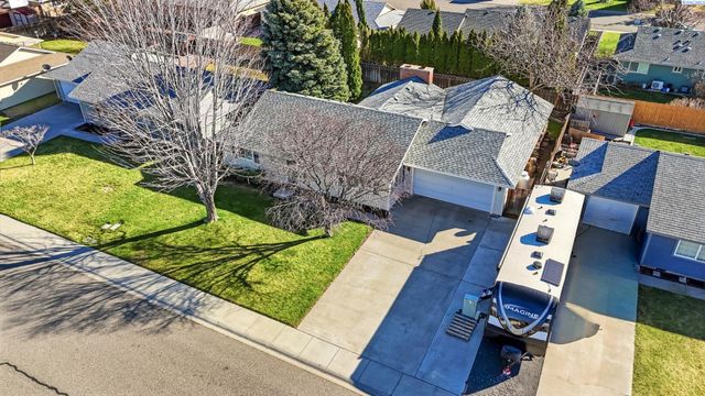 4731 Holly Way, West Richland, WA 99354