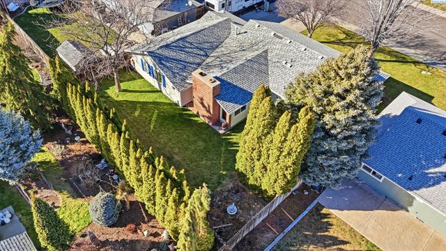 4731 Holly Way, West Richland, WA 99354