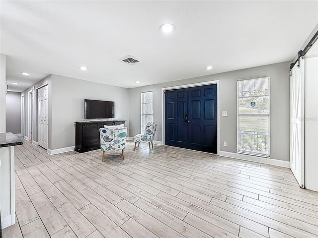 2449 66TH AVENUE S, St Petersburg, FL 33712