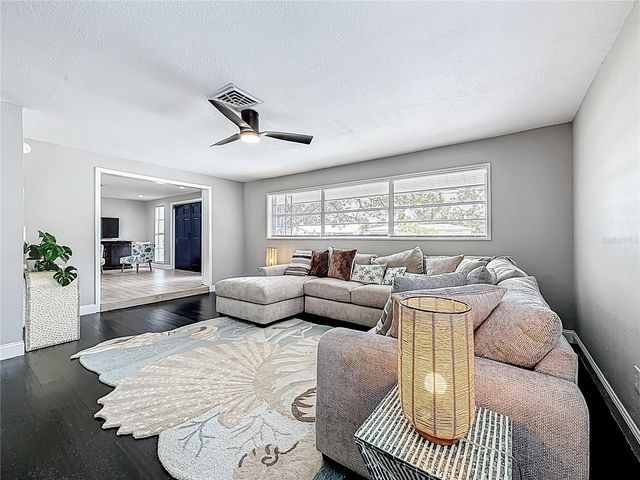2449 66TH AVENUE S, St Petersburg, FL 33712